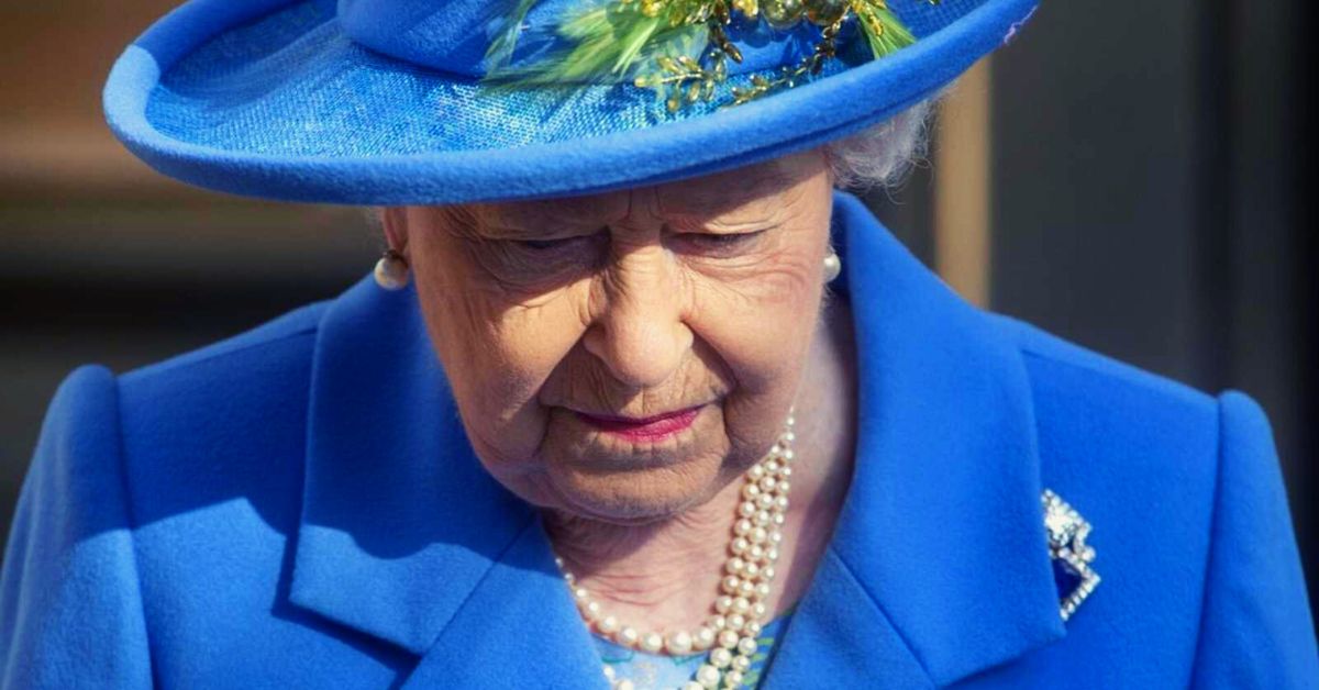 La reina Isabel II de Inglaterra fallece a los 96 años de edad, activando el protocolo “London Bridge” 
