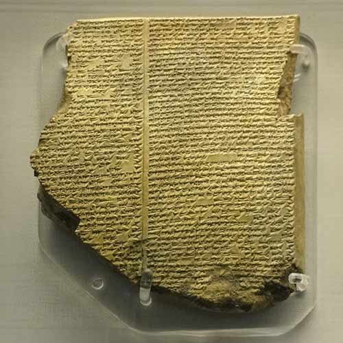 Tablillas con escritura cuneiforme | Fuente: Wikimedia Commons 
