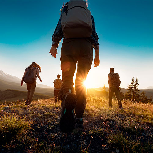 Personas haciendo hiking