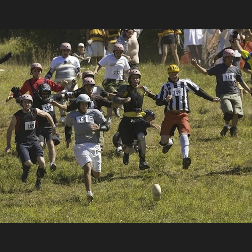 Cheese-Rolling | Fuente: Pinterest 